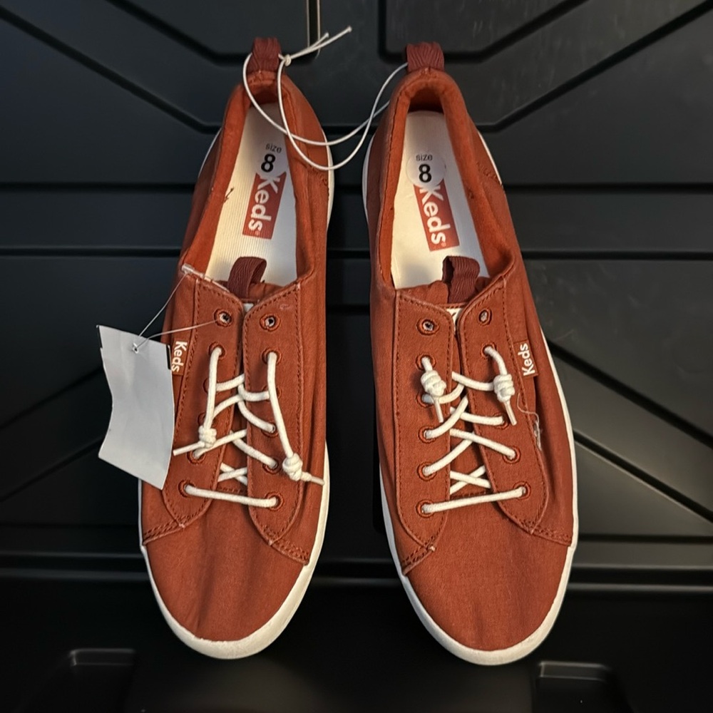Keds Womens Kickback Slip-On Orange Fashion Sneaker NWT Size 8
